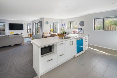 Photo of property in 40 Mauldeth Terrace, Churton Park, Wellington, 6037