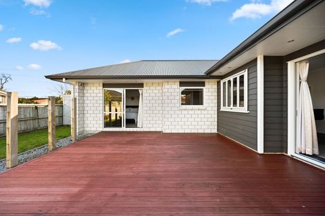 Photo of property in 27 Teatree Close, Huntington, Hamilton, 3210