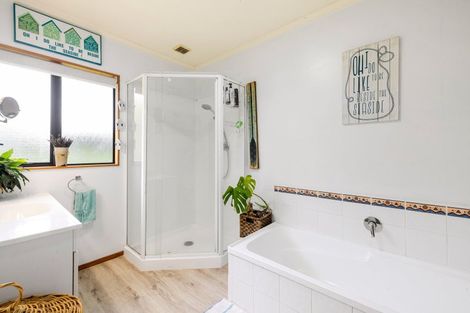 Photo of property in 219b Rotowaro Road, Huntly, 3771