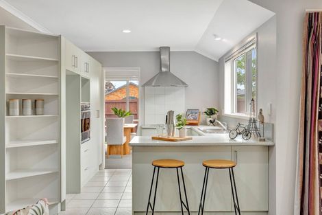 Photo of property in 31 Ravenscourt Place, Huntington, Hamilton, 3210