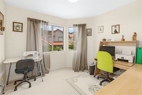 Photo of property in 9 Lanyon Place, Whitby, Porirua, 5024