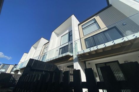 Photo of property in 31 Hinonga Loop, Silverdale, 0932