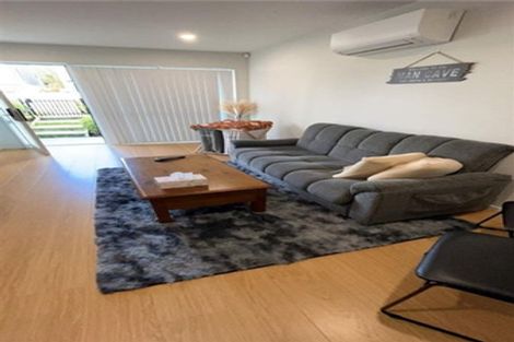 Photo of property in 5/20 James Laurie Street, Henderson, Auckland, 0612