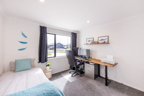 Photo of property in 8 Cherry Place, Feilding, 4702