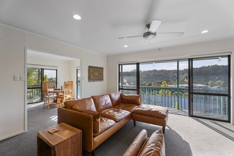 Photo of property in 63 Pemberton Avenue, Bayview, Auckland, 0629