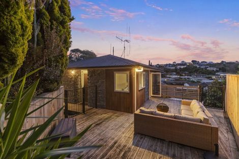 Photo of property in 132 Hinewa Road, Otumoetai, Tauranga, 3110