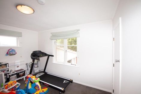 Photo of property in 11 Braemar Terrace, Johnsonville, Wellington, 6037