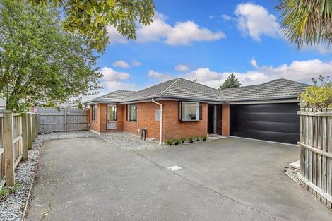 Photo of property in 71 Shirley Road, Shirley, Christchurch, 8013