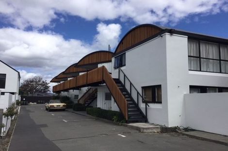 Photo of property in 1/136 Holly Road, St Albans, Christchurch, 8014