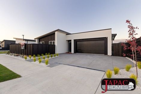 Photo of property in 20 Mangatainoka Lane, Awapuni, 4412