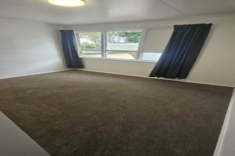 Photo of property in 23-25 Stephens Crescent, Highbury, Palmerston North, 4412