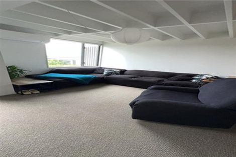 Photo of property in 383 Adelaide Road, Newtown, Wellington, 6021