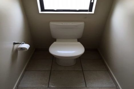 Photo of property in 98 Guildford Drive, Paraparaumu Beach, Paraparaumu, 5032