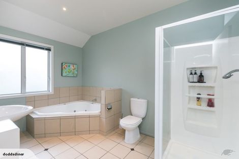 Photo of property in 5 Winsley Terrace, Churton Park, Wellington, 6037