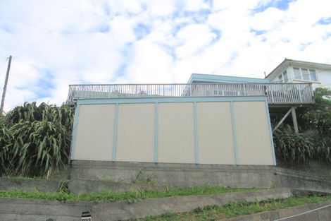 Photo of property in 168 Severn Street, Island Bay, Wellington, 6023