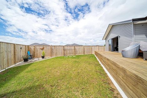 Photo of property in 8 Reremoana Close, Hawera, 4610