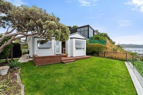Photo of property in 191 Severn Street, Island Bay, Wellington, 6023