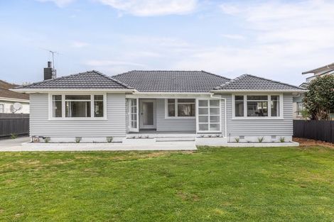 Photo of property in 11 Read Street, Levin, 5510