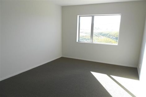 Photo of property in 186 Mark Avenue, Grenada Village, Wellington, 6037