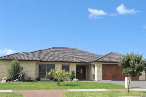 Photo of property in 595 Grenada Street, Papamoa Beach, Papamoa, 3118