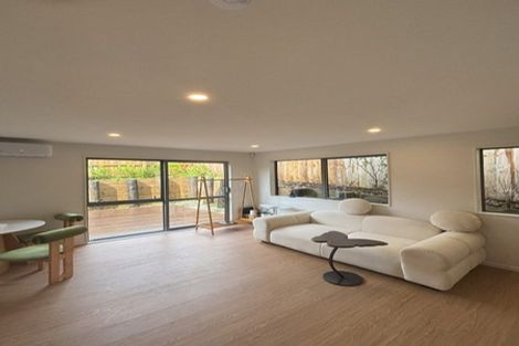Photo of property in 49e Oaktree Avenue, Browns Bay, Auckland, 0630