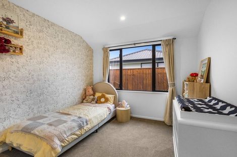 Photo of property in 8 Whitburn Avenue, Halswell, Christchurch, 8025