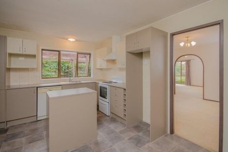 Photo of property in 103 Carnoustie Drive, Wattle Downs, Auckland, 2103