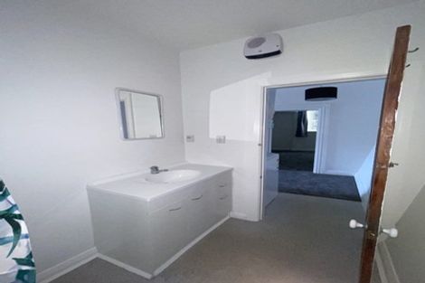 Photo of property in 107 Tasman Street, Mount Cook, Wellington, 6021