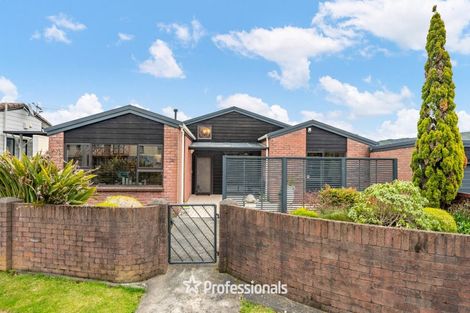 Photo of property in 1 Aldersgate Grove, Stokes Valley, Lower Hutt, 5019