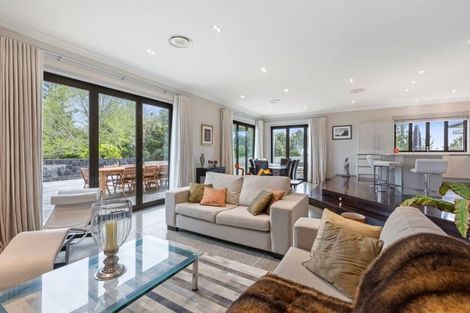 Photo of property in 35 Holdens Road, Henderson, Auckland, 0612