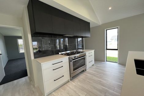 Photo of property in 28 William Paul Street, Cambridge, 3434