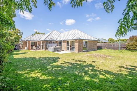 Photo of property in 16 Durrell Way, Rolleston, 7614