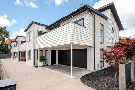 Photo of property in 2/13 Manning Street, Hamilton Central, Hamilton, 3204