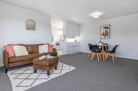 Photo of property in 5a Jerome Way, Crofton Downs, Wellington, 6035