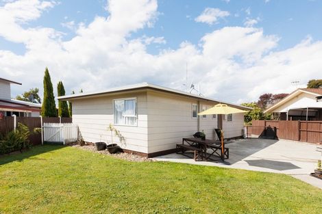 Photo of property in 10 Hillcrest Drive, Kelvin Grove, Palmerston North, 4414