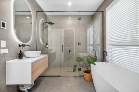 Photo of property in 38 Orchard Road, Greytown, 5712
