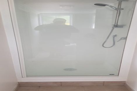 Photo of property in 37 John Dee Crescent, Red Beach, 0932