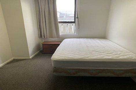 Photo of property in 35 Bay Street, Petone, Lower Hutt, 5012