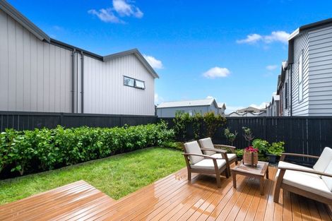 Photo of property in 30 Ringa Matau Road, Hobsonville, Auckland, 0616