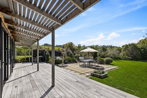 Photo of property in 2 Valley Road, Waitoki, Kaukapakapa, 0871