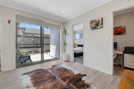 Photo of property in 87 Argent Lane, Wainui, 0932