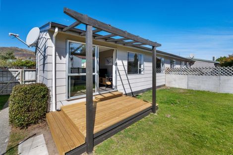 Photo of property in 66 Molyneux Avenue, Cromwell, 9310