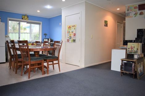 Photo of property in 2/33 Egremont Street, Belmont, Auckland, 0622