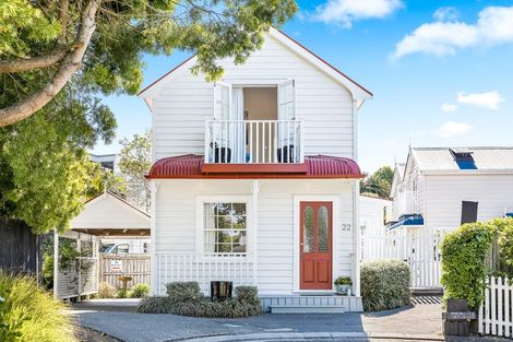 Photo of property in 4/14-26 Beach Road, Northcote Point, Auckland, 0627