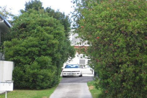 Photo of property in 3/4 Kowhai Road, Campbells Bay, Auckland, 0630