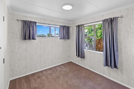 Photo of property in 1-3 Racecourse Road, Awapuni, Palmerston North, 4412