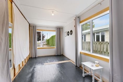 Photo of property in 3 Stafford Street, Ranfurly, 9332