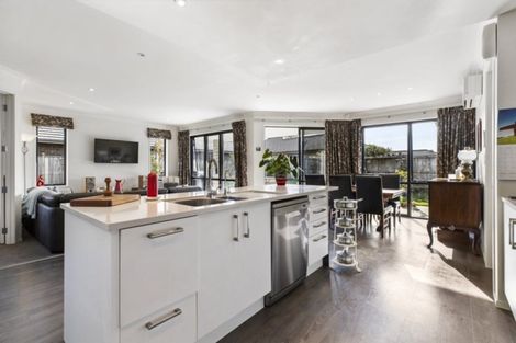 Photo of property in 4 Margaret Place, Waiuku, 2123