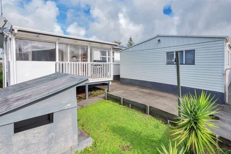 Photo of property in 20 Riserra Drive, Ranui, Auckland, 0612