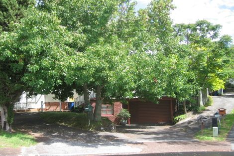 Photo of property in 15 Arahia Street, Northcote, Auckland, 0627